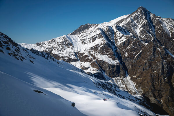 Harris Mountains Heli Ski - Untouched Powder Skiing
